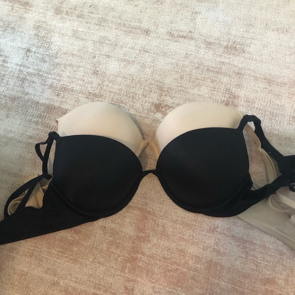 Victoria’s Secret bombshell bra 34c
